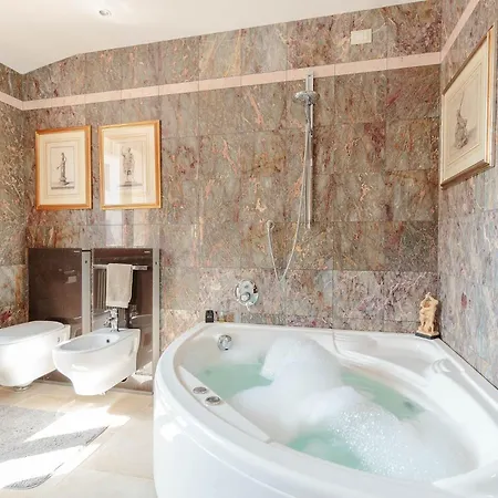 Casa Stella, A Superb 2 Bedrooms And Terrace Lucca